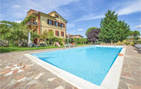 Nice apartment in Torrita di Siena with Outdoor swimming pool, WiFi and 2 Bedrooms